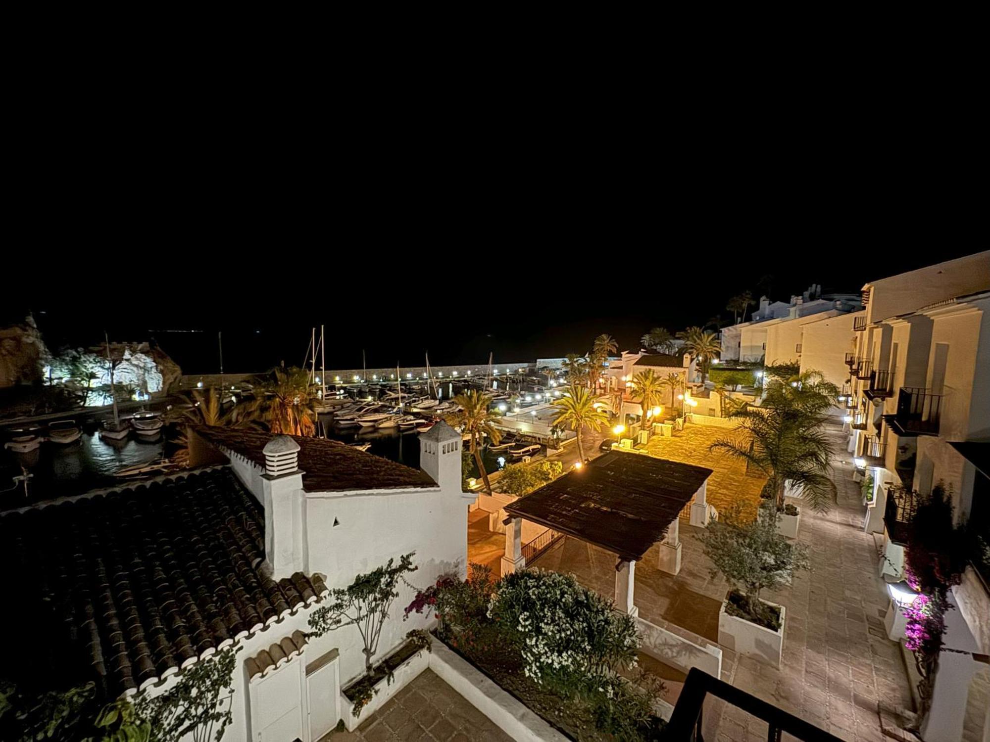 Sunny Getaway Appartement La Herradura  Buitenkant foto