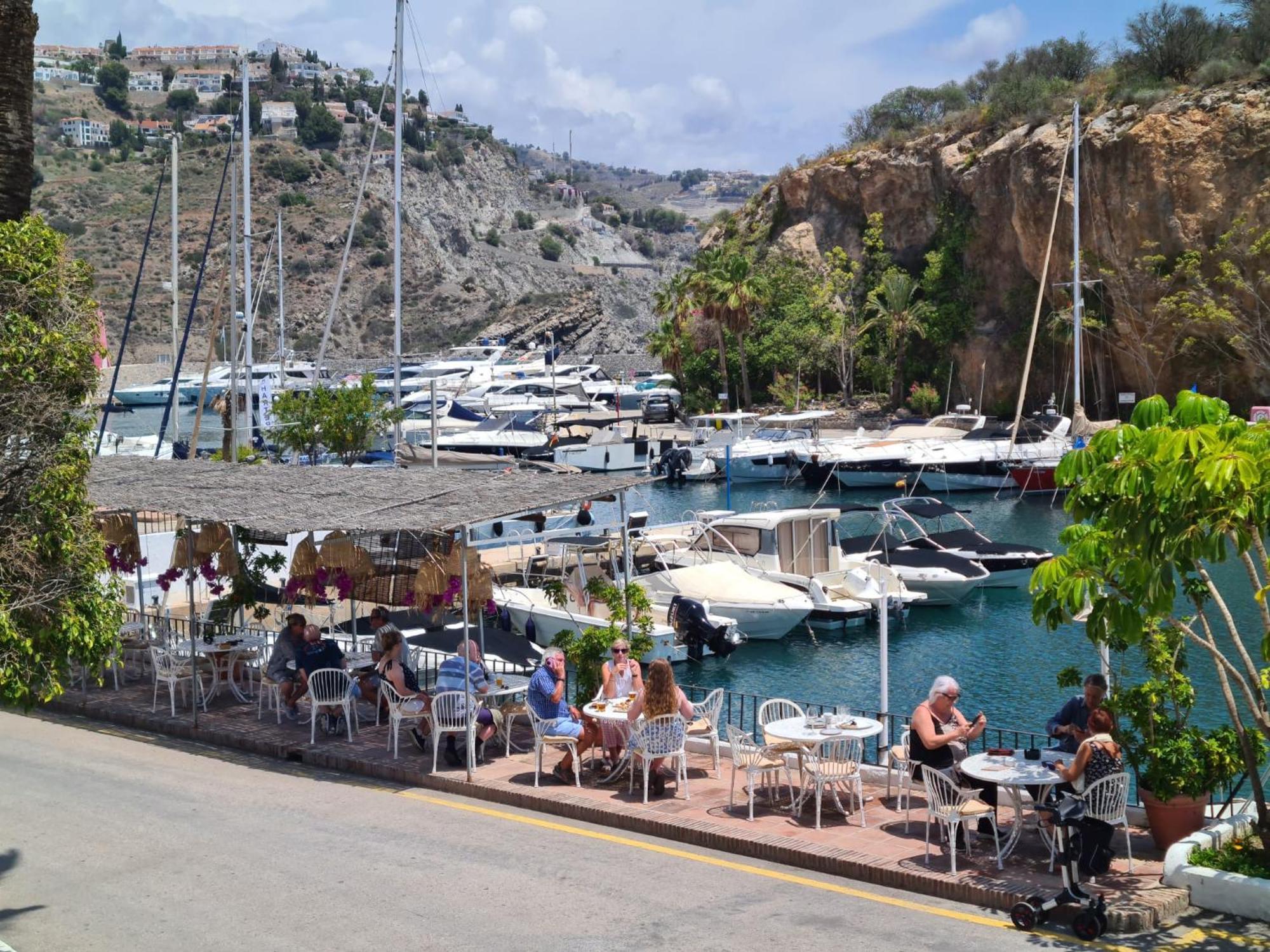 Sunny Getaway Appartement La Herradura  Buitenkant foto